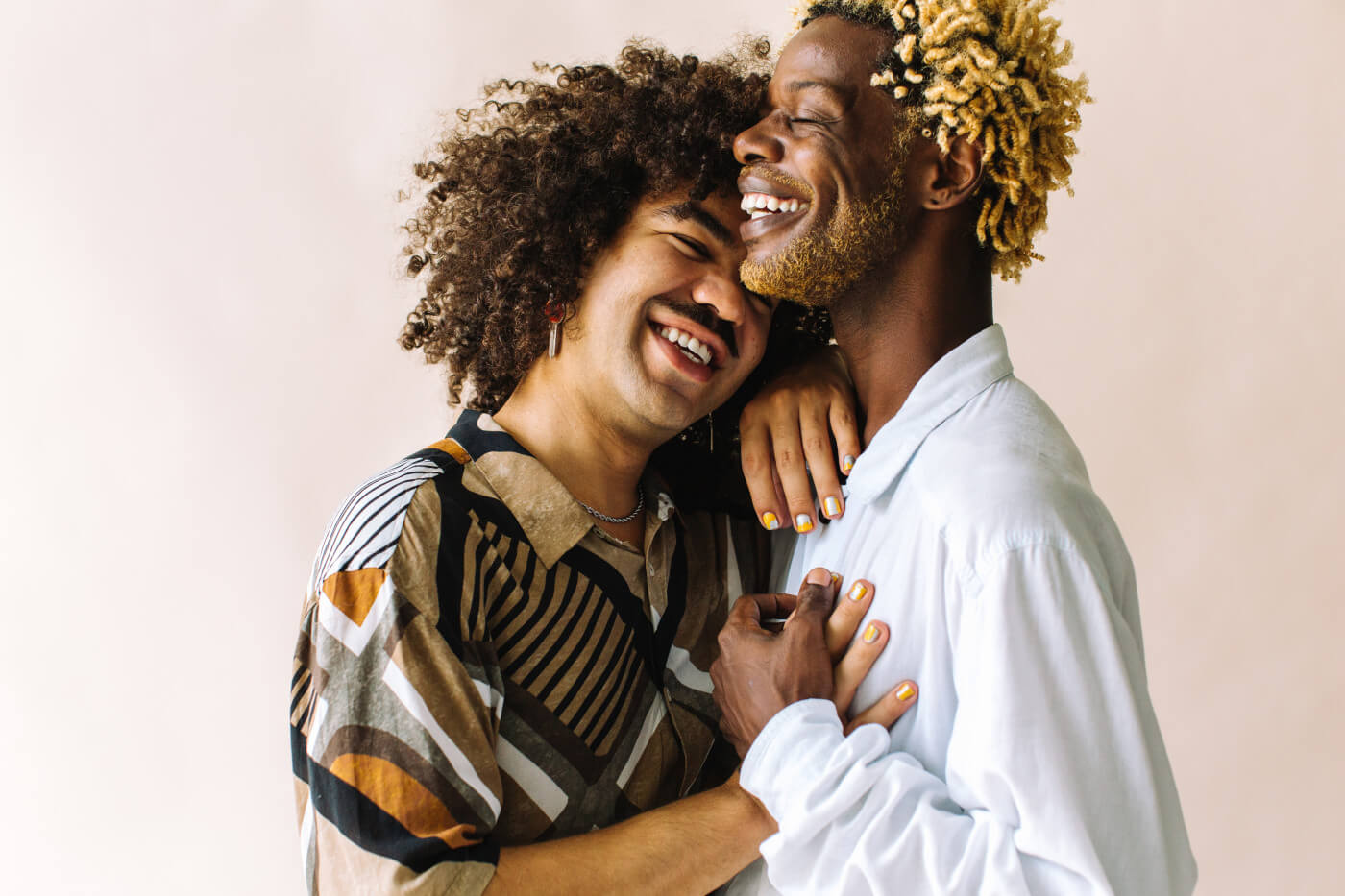 what queer means gay couple love 