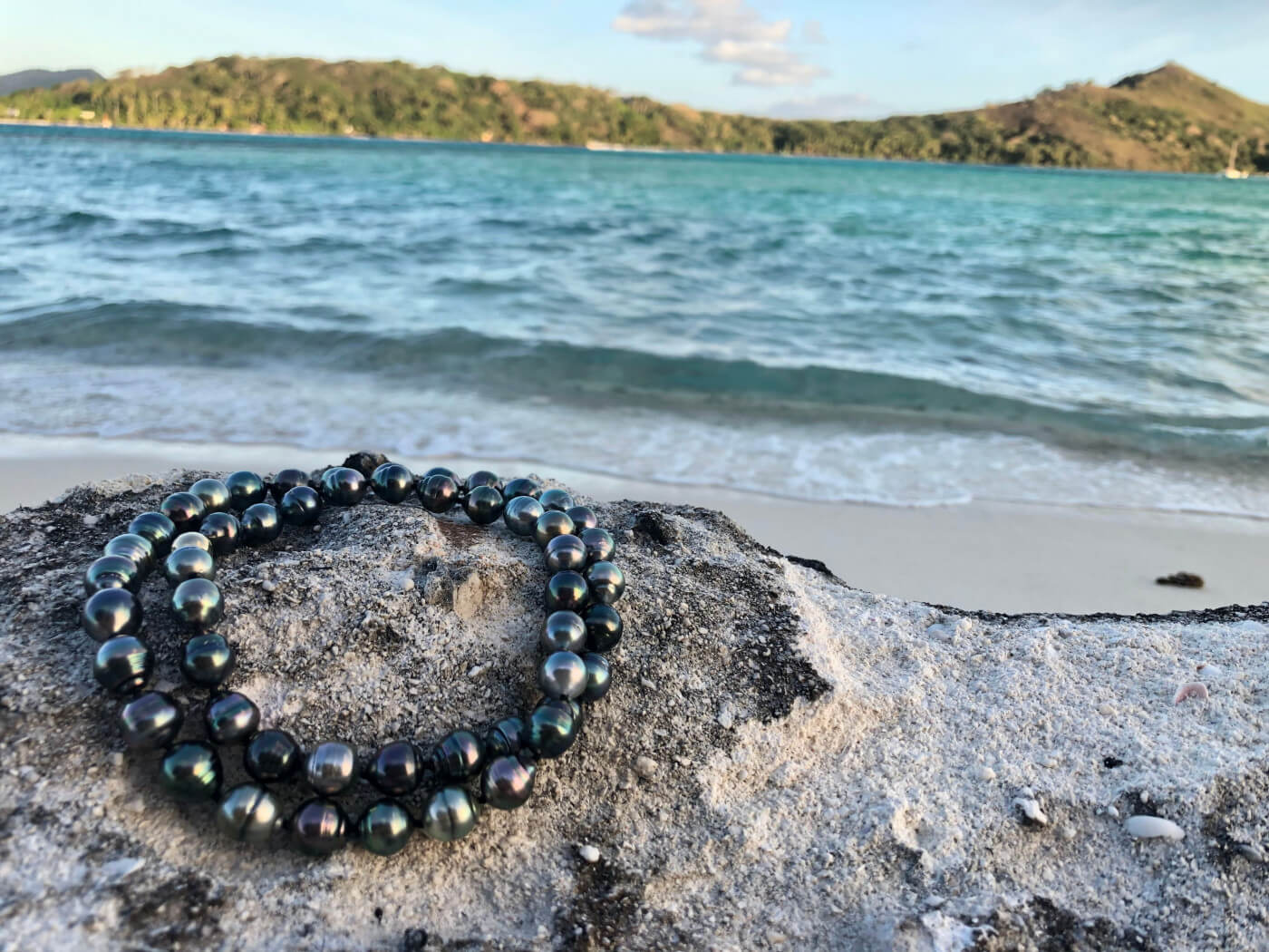 Tahiti beach and Tahitian pearls