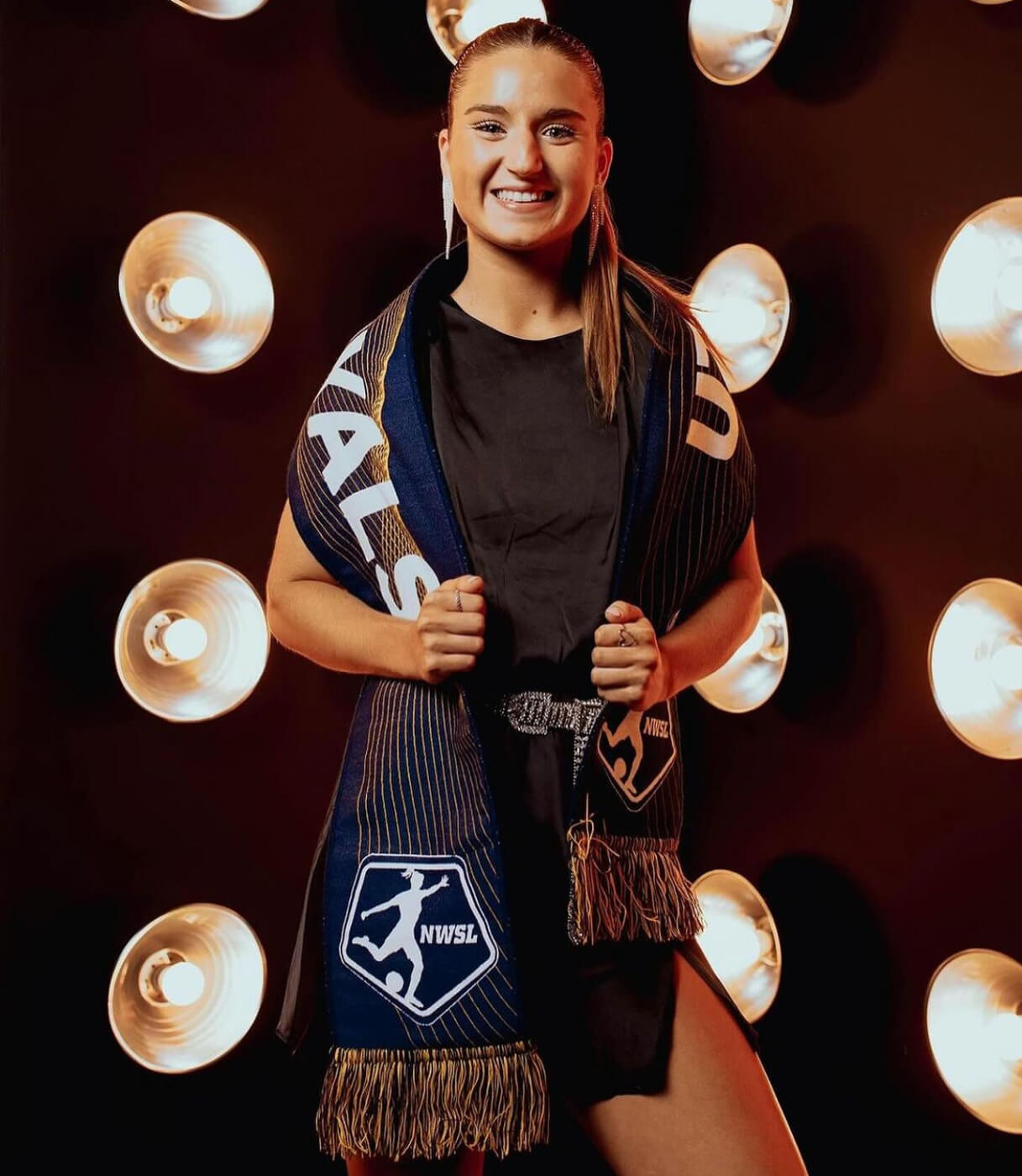 NWSL soccer scarf tradition