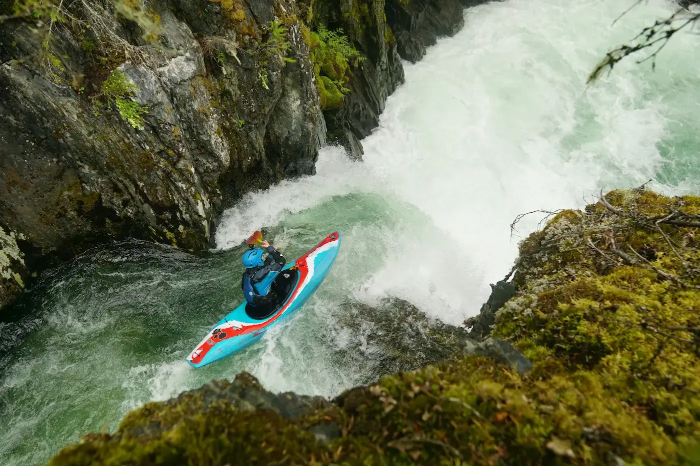 how to choose a whitewater kayak waterfall