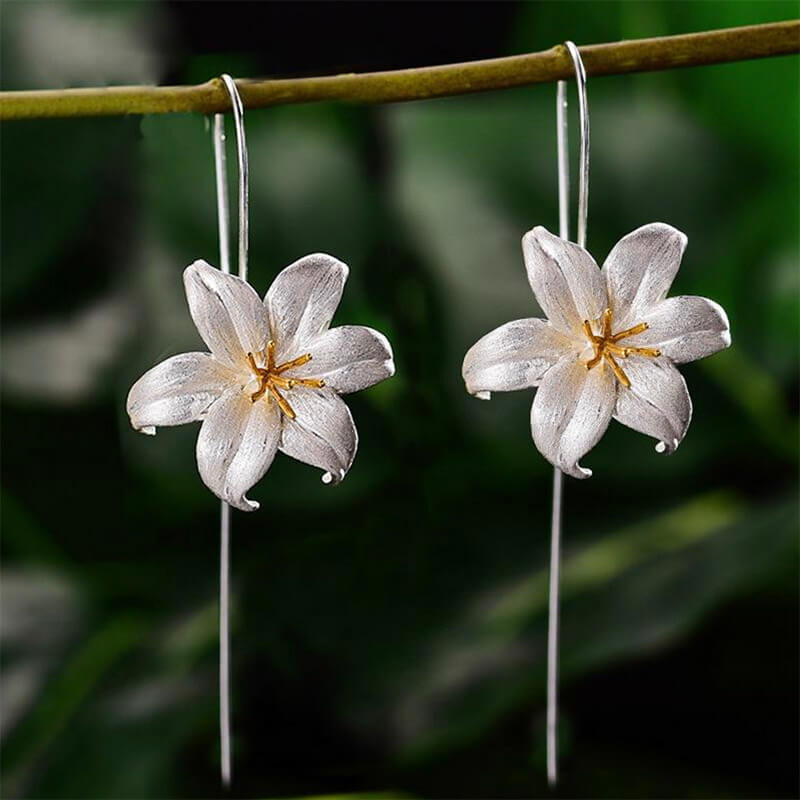 vinty jewelry sterling silver iris flower wire earrings