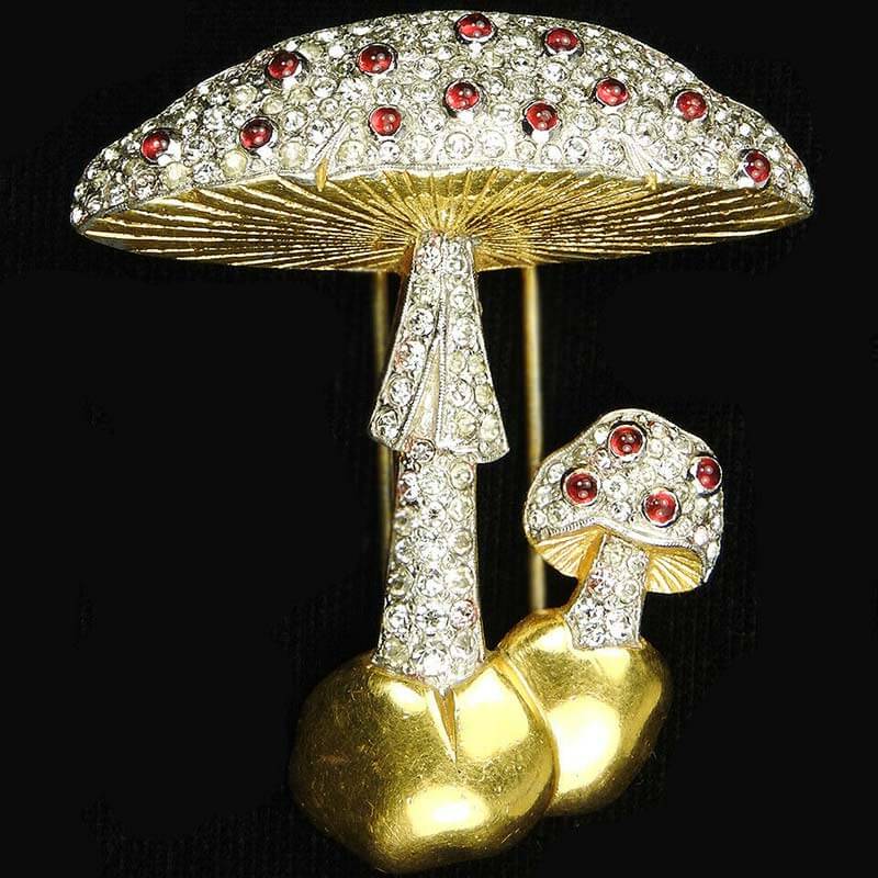 Gold Pave and Ruby Cabochons Mushroom Pin, designed by Alfred Philipe, 1960s