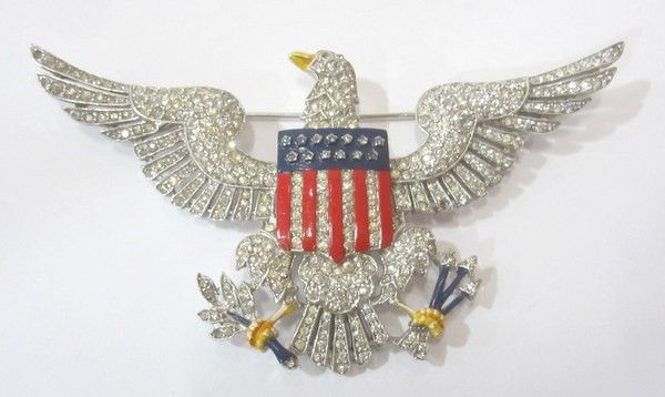 Trifari Patriotic USA Eagle Brooch WWII 