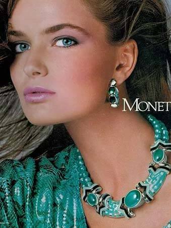 1980s Monet Jewelry, Paulina Porzikova wearing semi precious blue stone turquoise necklace