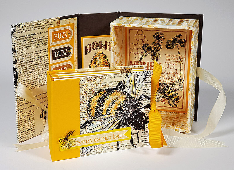 Wandering Bee Box and Mini Book Projects