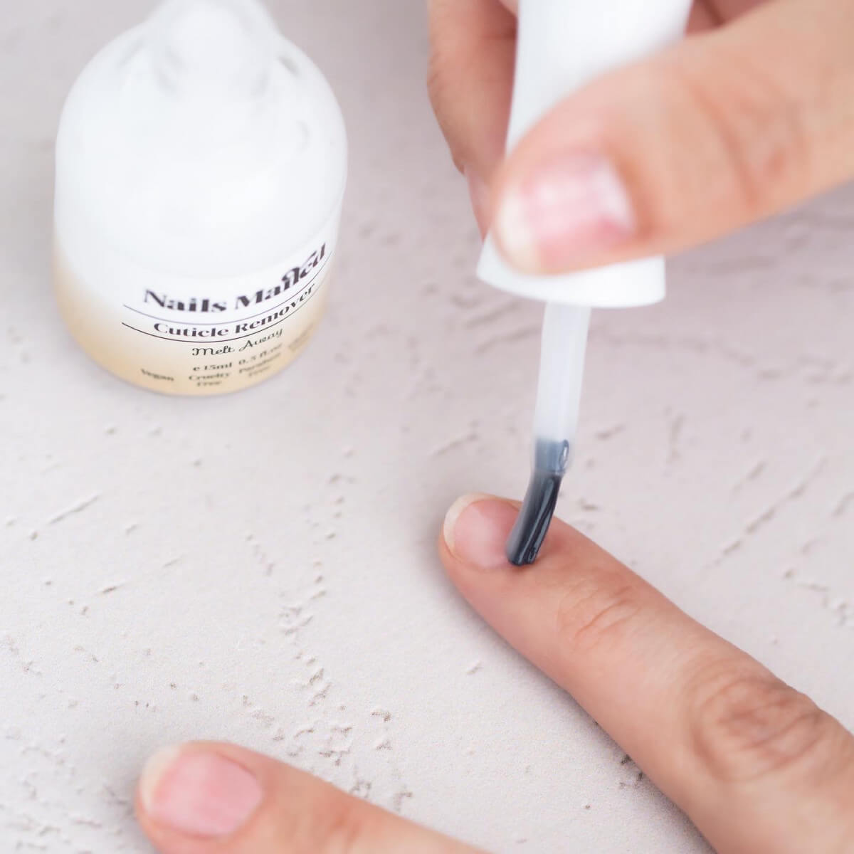 Caring for your nails is easy with our nail kit. Perfect for prepping your nails for all your nail art!