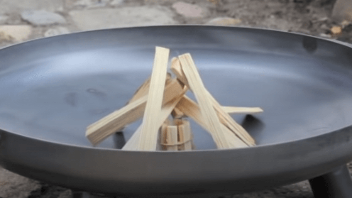 How to light a fire pit kindling