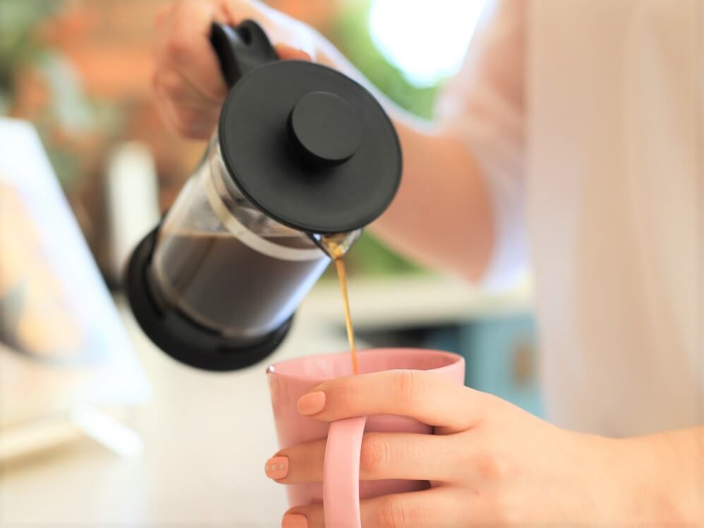 HOW TO MAKE FRENCH PRESS COFFEE - THE RIGHT WAY
