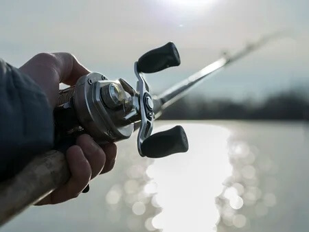 Ultimate Guide of Fishing Reels Types: Understanding Pros And Cons