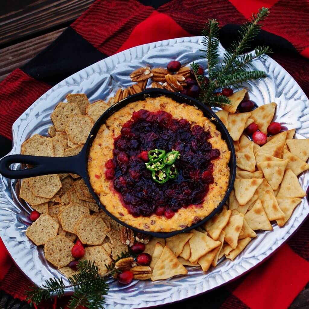 southern cranberry cheddar dip