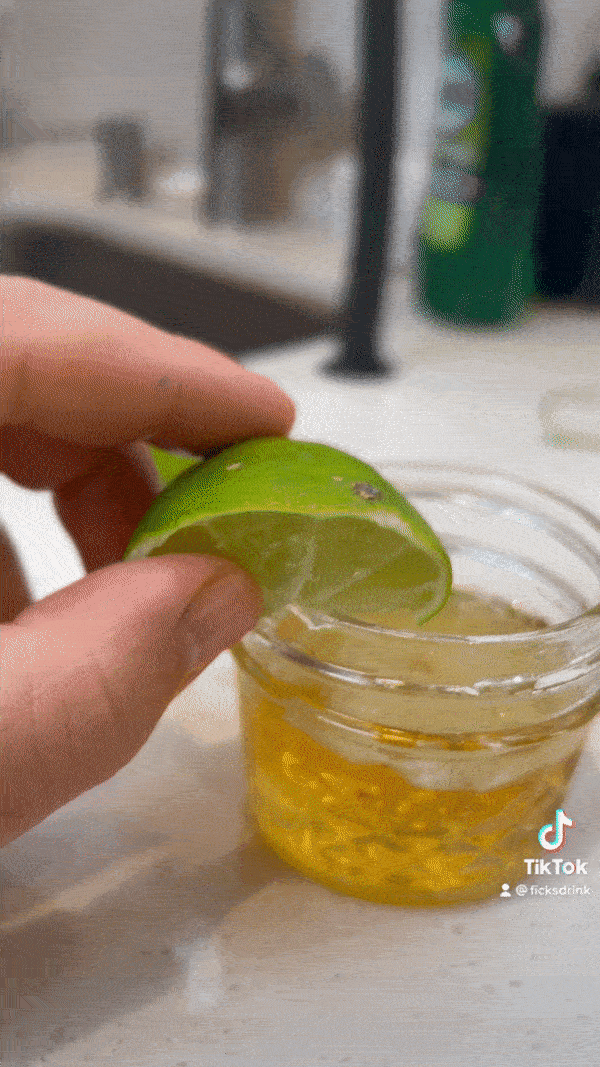 Simple Syrup Recipe for Summer Cocktail Party