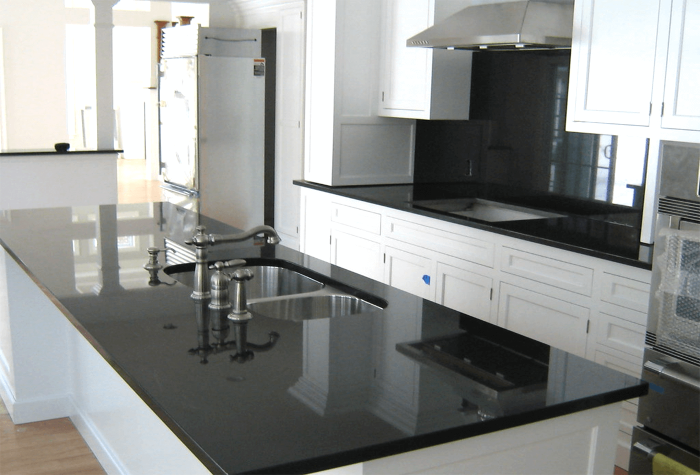 Are Black Granite Worktops Out of Fashion
