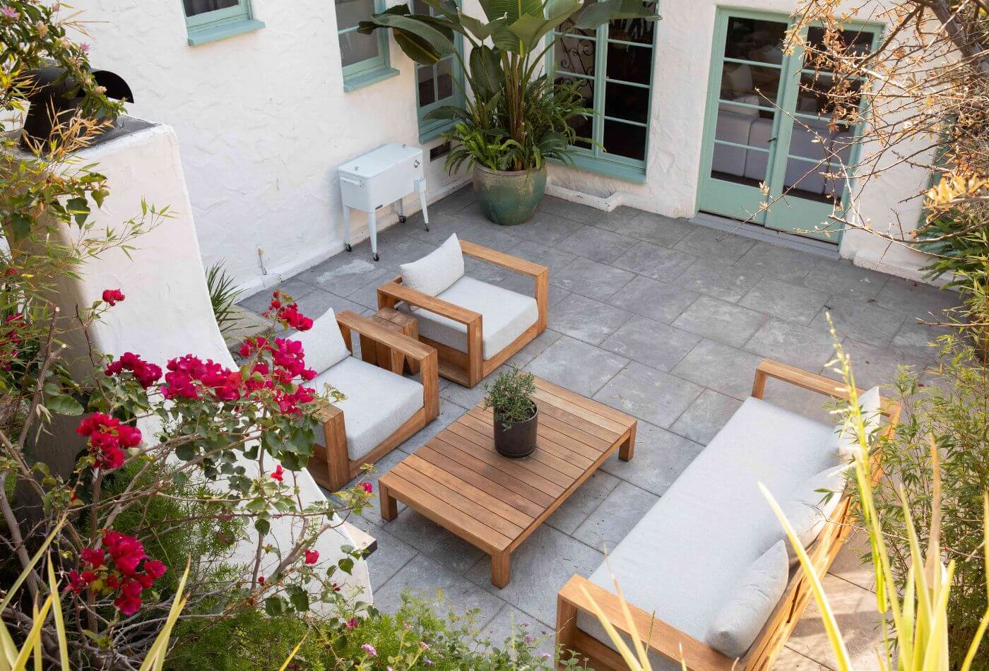 Choosing The Right Types Of Floors For Your Garden Patios; Consider Things To Follow: