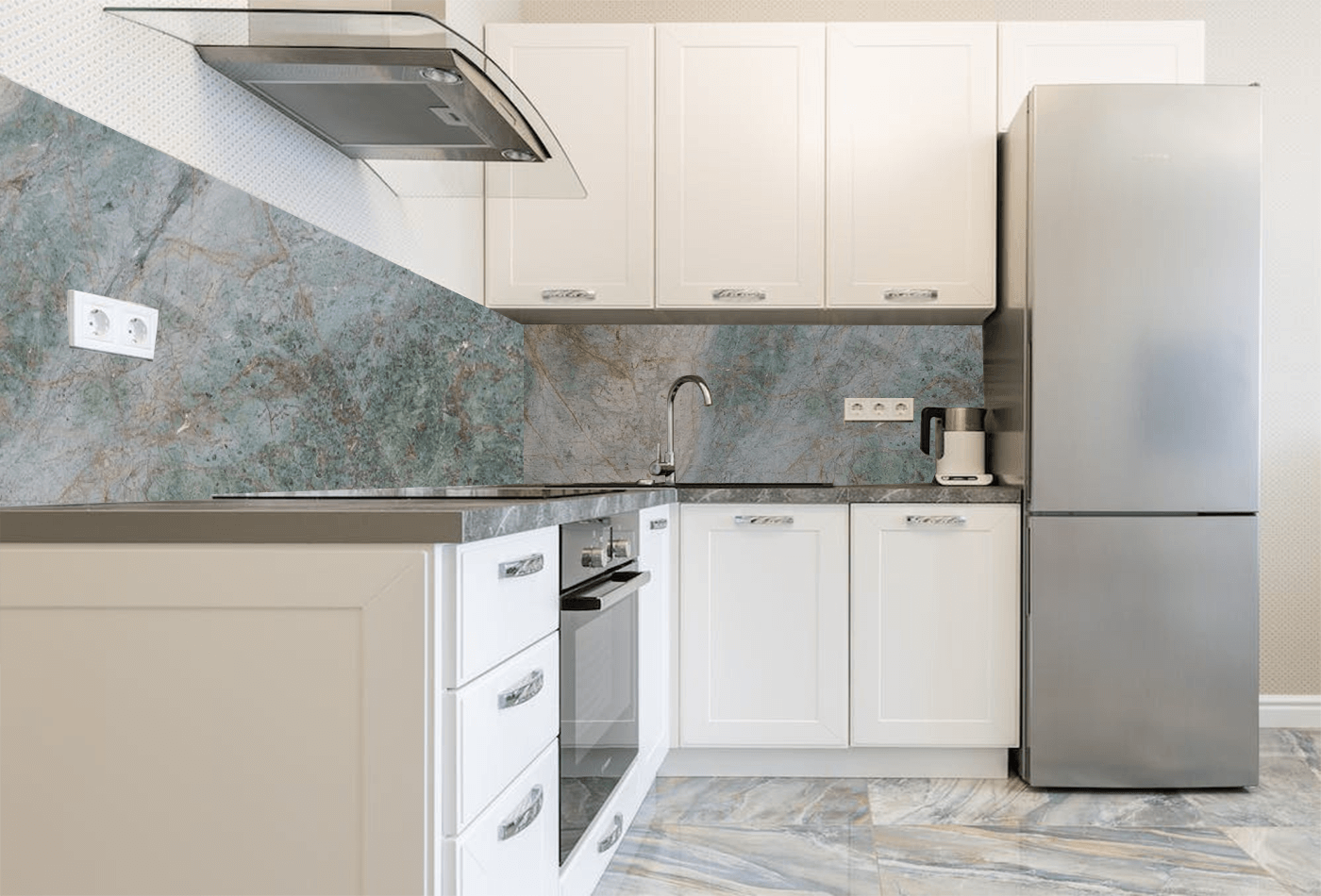Marble Kitchen Walls; Why Must Kitchen be Simple, Right