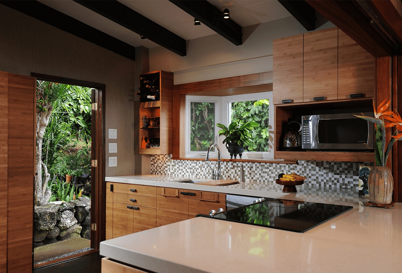 Pick Right Material for Tropical Kitchen Design