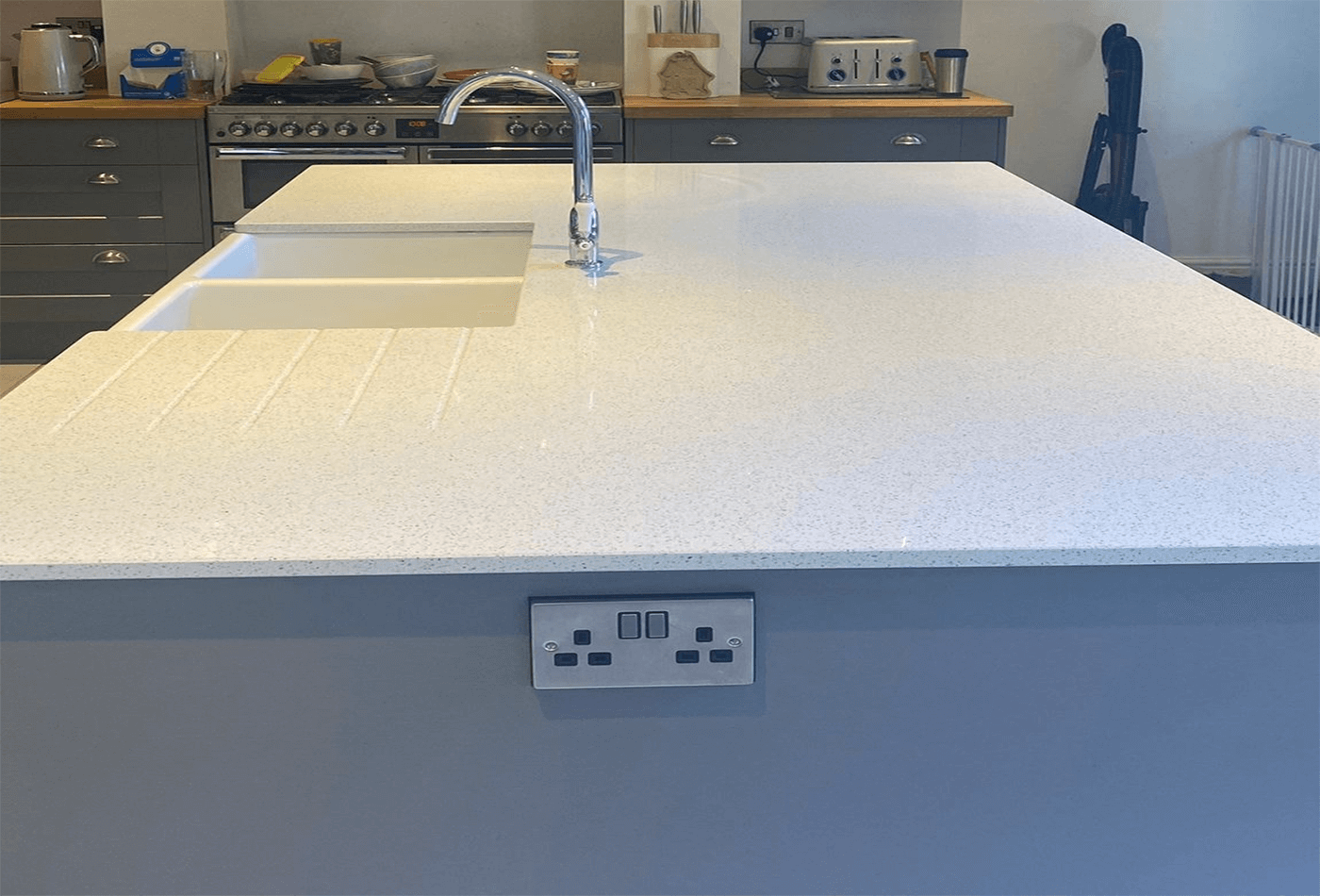We Offer Matt Quartz Too, Try This for a Unique Kitchen Choice