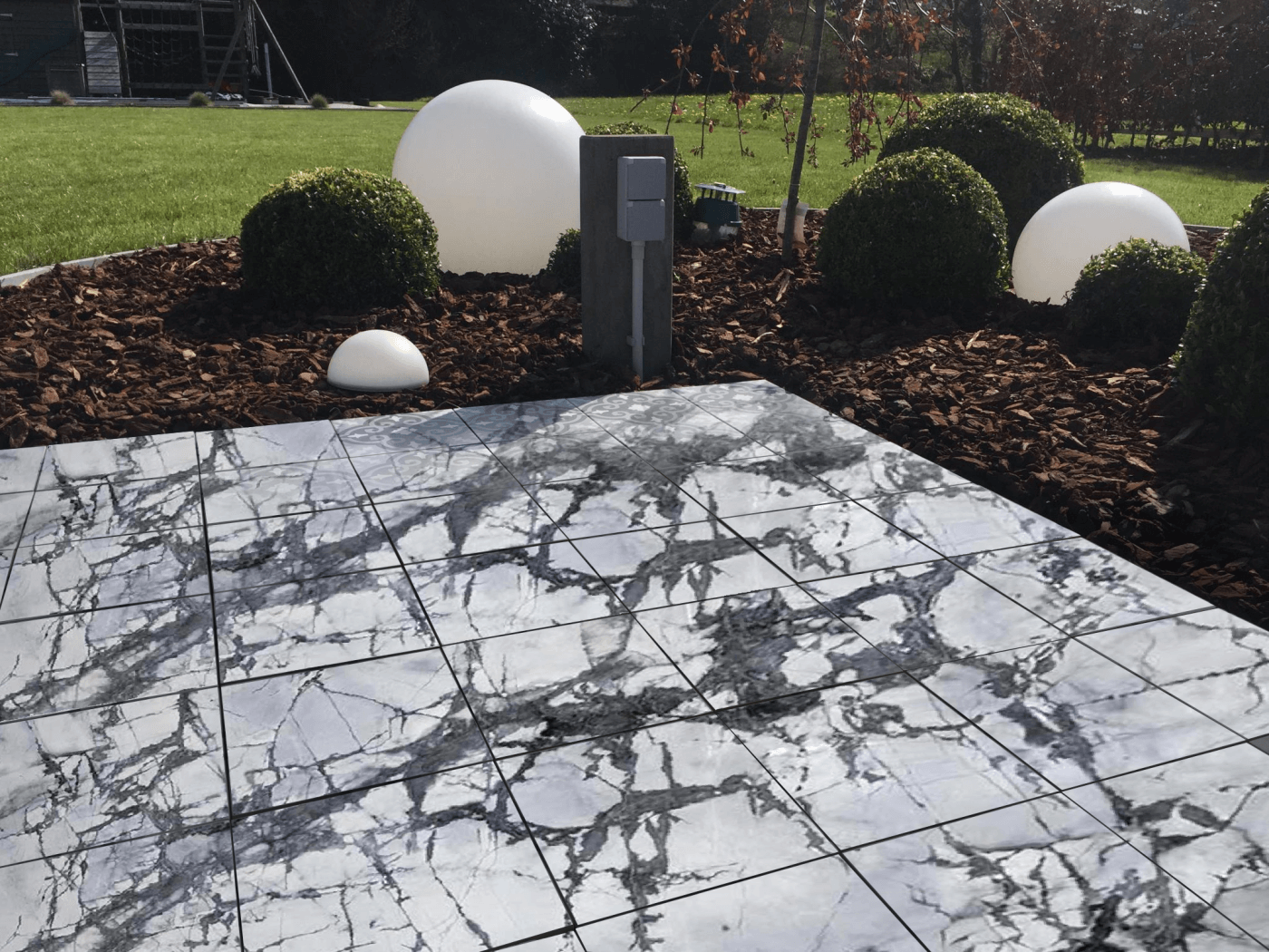 Why is Porcelain stone perfect for Outdoor