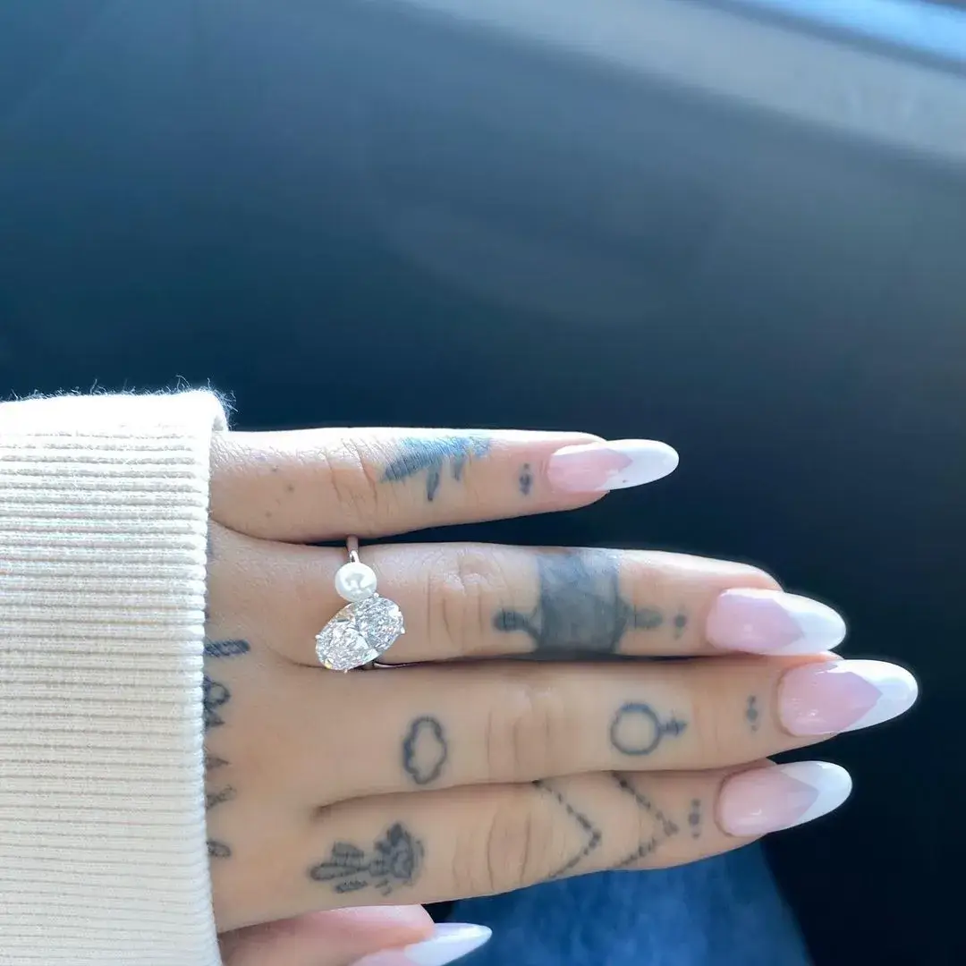Ariana Grande's Engagement Ring Toi et Moi