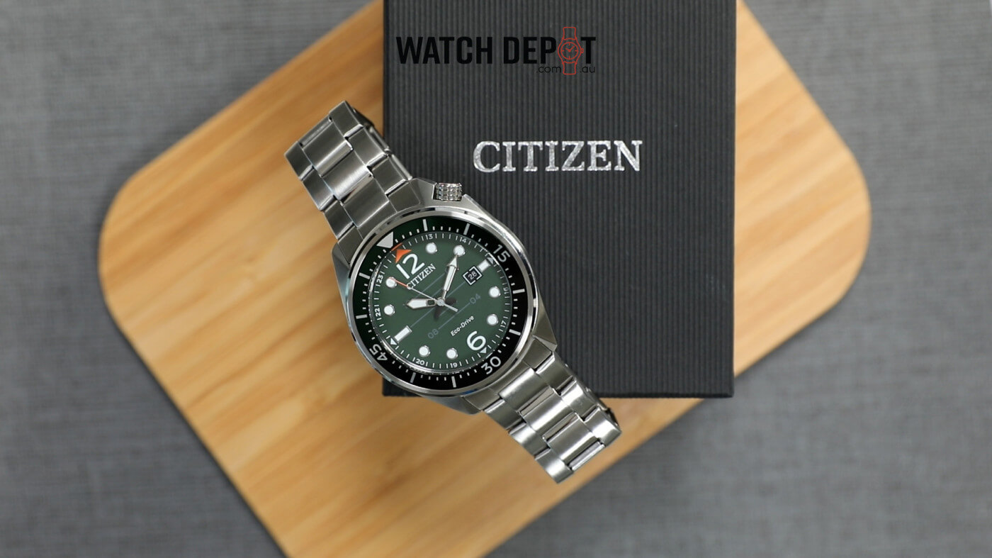 Citizen Seaplane AW1715-86X | Dial & Bezel