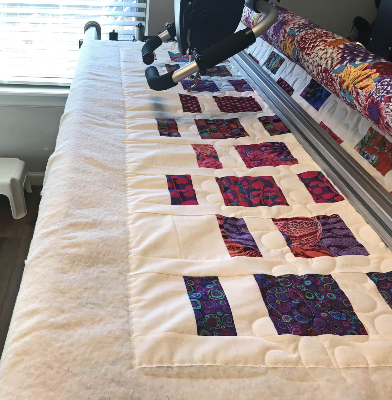 basting the bottom of a quilt when quilting a pantograph