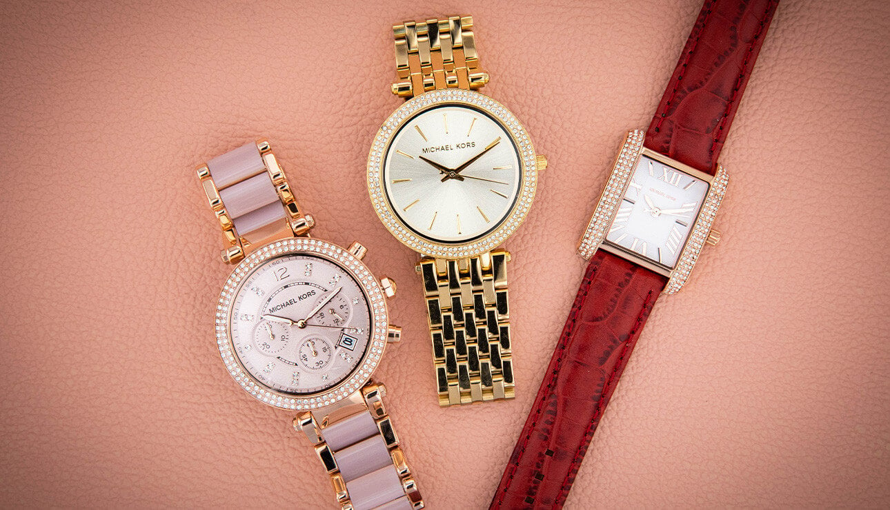 How to Style Bracelets With Watches