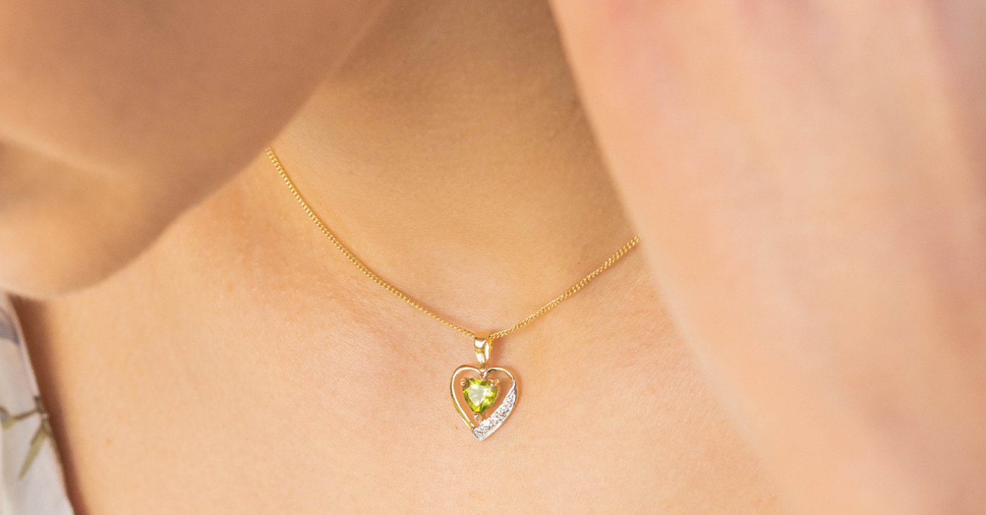 Unique Birthstone Gifts For All | Peridot 