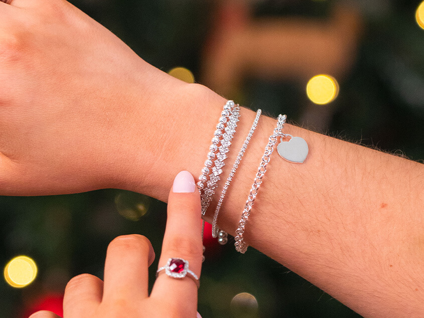 Christmas Party Outfit Ideas For 2022 | A Bracelet Or Bracelet Stack 