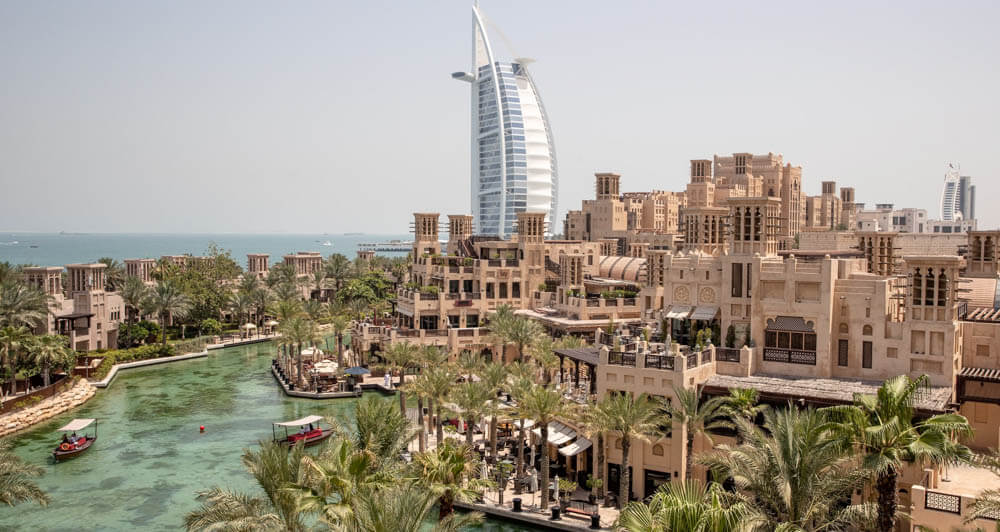 Madinat Jumeirah Al Qasr Dubai and surrounding resorts